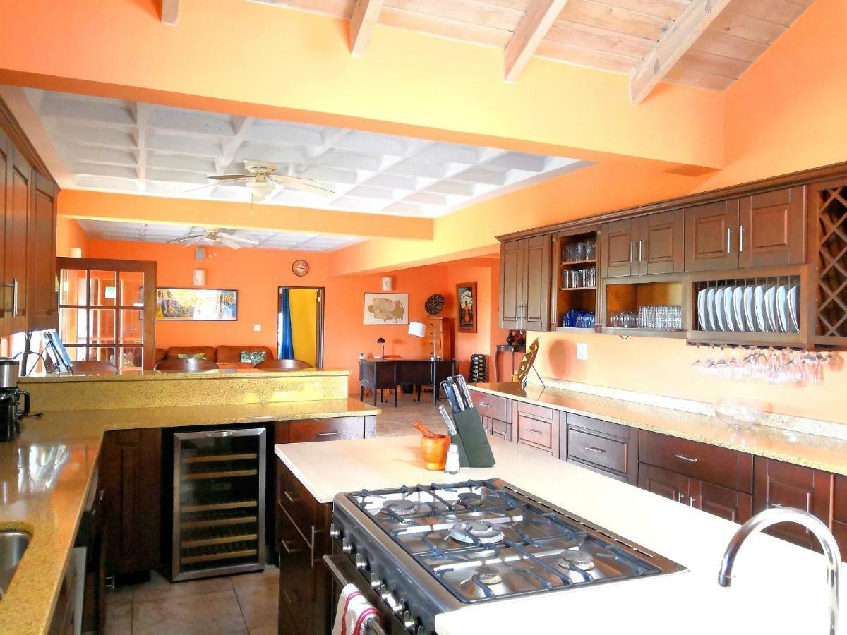 Villa Touloulou English Harbour Exterior foto